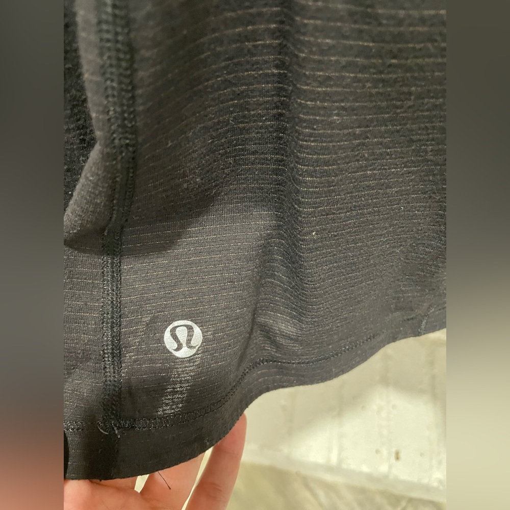 Lululemon Running shirt - Picture 5 of 6